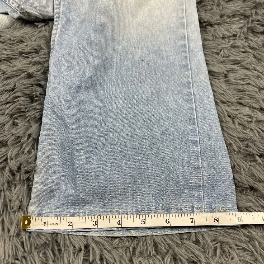 Levis step into